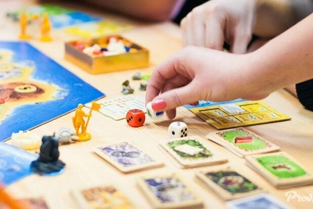 «Как правильно организовать досуг детей с использованием настольных игр»